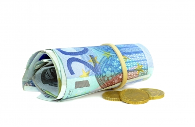 Стоит ли брать кредит в евро? (Фото: freedigitalphotos.net).